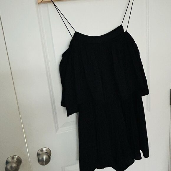 CC Cousin Couture Black Romper Shorts Sz S Small Pleated - Picture 6 of 7